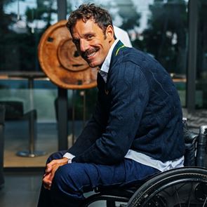 Ανακαλύπτουμε τα key items του χειμερινού στιλ με τον Αντώνη Τσαπατάκη