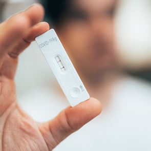 Πώς θα γίνεται στο εξής η διάθεση των self tests