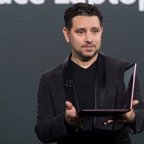 Panos Panay, ο τύπος που έφερε τα πάνω κάτω στη Microsoft