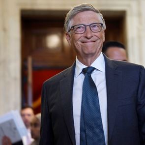 Αυτές είναι οι 4 σειρές που προτείνει ο Bill Gates για να γίνεις καλύτερος