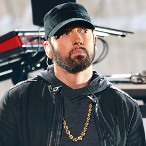 Σε άλλα νέα, ο Eminem αγόρασε έναν NFT πίθηκο που του μοιάζει