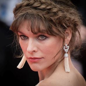Η Milla Jovovich για τον πόλεμο στην Ουκρανία