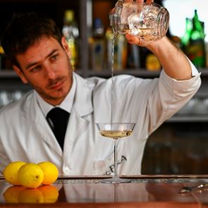 Ποτά και Μπαρ για τη σημερινή World Cocktail Day