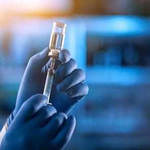 Προ των πυλών η μαζική παραγωγή εμβολίων στις ΗΠΑ