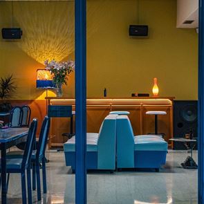 Το Apoteka είναι ένα διαφορετικό <em>μπαρ</em>, βγαλμένο από τα '80s