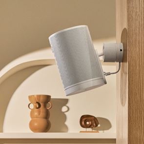 Η Sonos λανσάρει το Era 100 Pro, την πρώτη της πρόταση για επαγγελματική εγκατάσταση