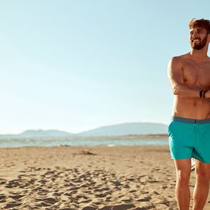 Η Intimissimi Uomo γιορτάζει το καλοκαίρι με προσφορά 1+1 στα μαγιό