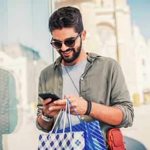 Καλοκαιρινές εκπτώσεις και 10 απαραίτητες επιλογές