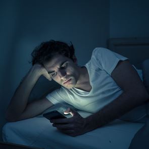 Να γιατί κοιμάσαι λίγες ώρες: Ίσως φταίει το DNA σου