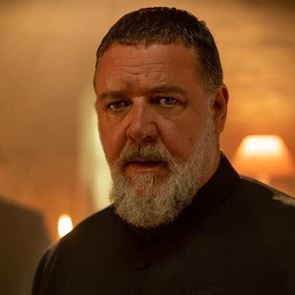 Σε αυτήν την ταινία στο <em>Netflix</em>, o Russell Crowe έπαθε... Εξορκιστή