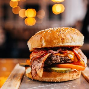 Ένα <em>burger</em> για τις δύσκολες ώρες