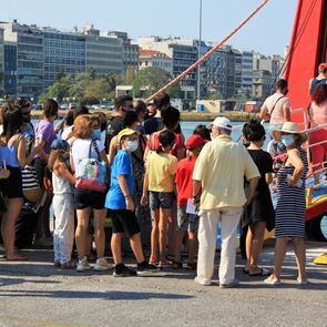 'Επίσημο' τέλος σε lockdown και μάσκες στους εξωτερικούς χώρους