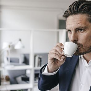 Η ποσότητα καφεΐνης που χρειάζεται καθημερινά ο οργανισμός