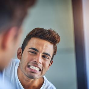 7 αισθητικές επιλογές για τέλεια οδοντοστοιχία