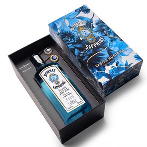 Η Βάσια Κωσταρά εμπνέεται από το Bombay Sapphire