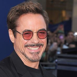 Η &lt;em>μόδα&lt;/em> στα γυαλιά του φετινού χειμώνα παντρεύει το μέταλλο με το χρώμα