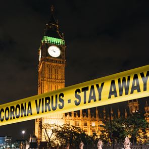 Η Βρετανία μετρά τις πληγές της για ένα ακόμα 24ωρο