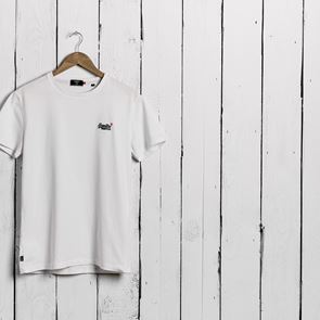 Superdry για νέες περιπέτειες