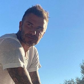 Τα λευκά sneakers δεν είναι για τον David <em>Beckham</em>