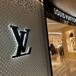 Τα luxury brands που κάνουν τζίρο εκατομμυρίων στην Ελλάδα