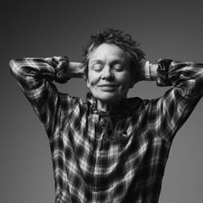 Γιατί θέλω να ξαναδώ τη Laurie Anderson στο Ηρώδειο