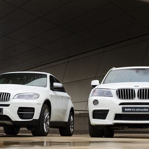 Πώς η BMW χρησιμοποιεί τεχνητή νοημοσύνη για να σχεδιάσει σκληρά &lt;em>SUV&lt;/em>