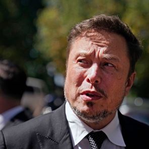 O <em>Elon</em> <em>Musk</em> υποστηρίζει ότι έγινε η πρώτη επιτυχημένη εμφύτευση chip σε ανθρώπινο εγκέφαλο