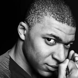 Ο Kylian Mbappe και ο Olivier Giroud στο φακό του Νίκου Αλιάγα