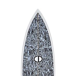 Η πιο στιλάτη σανίδα του σερφ ανήκει στον οίκο Dior