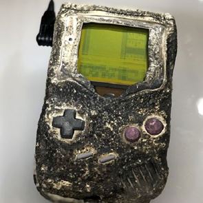 Το Game Boy που επέζησε από βομβαρδισμό στον Πόλεμο του Κόλπου