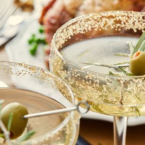 Κι όμως τα cocktails επηρεάζουν τη φυσική σου κατάσταση