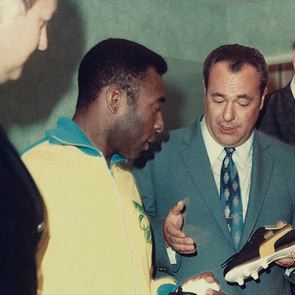 &quot;Sneaker Wars: &lt;em>Adidas&lt;/em> V Puma&quot;: Πού θα δείτε το ντοκιμαντέρ για την κόντρα των δύο εταιρειών αθλητικών ειδών