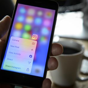 Νέο feature σε Facebook και &lt;em>Instagram&lt;/em> μετρά τον χρόνο που σπαταλάς σε αυτά τα social media