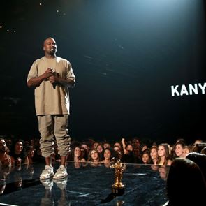 Μόλις 12 εκατ. δολάρια δαπάνησε ο Kanye West για την αποτυχημένη προεκλογική εκστρατεία