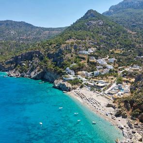 Το ελληνικό νησί που αποθεώνουν τα ξένα μέσα γιατί εκεί παγώνει ο χρόνος