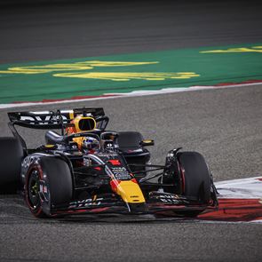 Σα να μην πέρασε μια μέρα, ο Verstappen κέρδισε στο F1 Grand Prix του Μπαχρέιν