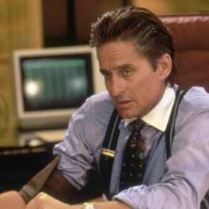 Γιατί εξαφανίστηκαν οι καλοντυμένοι &#39;κακοί&#39; στο σινεμά