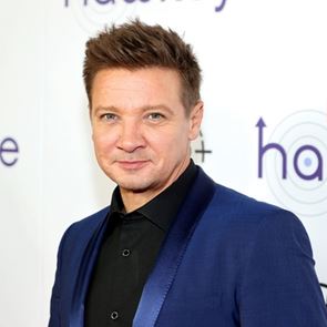 Ο Jeremy Renner έχει πολλούς λόγους για να αναρρώσει πλήρως
