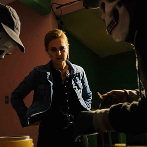 Η σειρά <em>ντοκιμαντέρ</em> που σε βάζει στα άδυτα του υποκόσμου