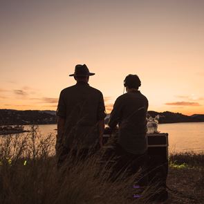 Βίκος: Με τη μουσική των Mångata Projekt ταξιδεύει τις ομορφιές και τον πολιτισμό της &lt;em>Ελλάδας&lt;/em>