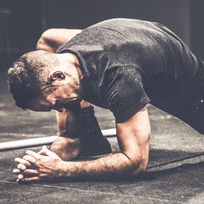 Μερικές ασκήσεις για να μείνεις fit και μετά τα 40