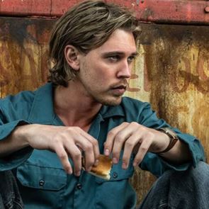 Πρώτες εικόνες από τη νέα ταινία του Austin Butler, Caught Stealing