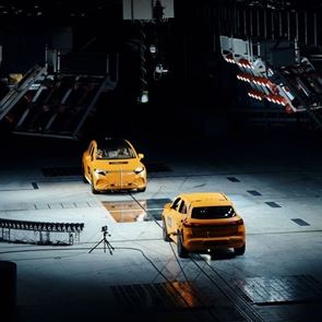 Τι συμβαίνει στην περίπτωση σύγκρουσης ηλεκτρικών αυτοκινήτων