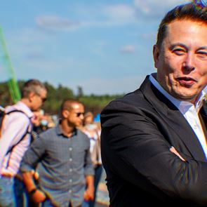 Τρικ για αυτοπεποίθηση από τους <em>Elon</em> <em>Musk</em>, Jeff Bezos και Tim Cook