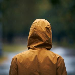 Γιατί είναι καλύτερο να περπατάς όταν βρέχει