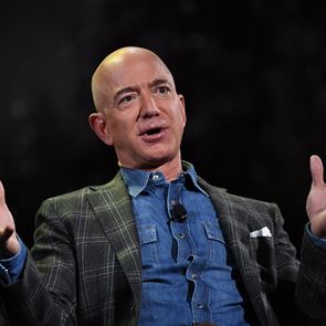 O Jeff Bezos φιλοδοξεί να κάνει smart island τη Νάξο