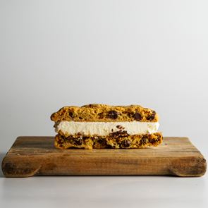 Με αυτό το <em>παγωτό</em> σάντουιτς, αμέσως καλύτερα