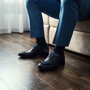 Ο δεκάλογος της σωστής αγοράς και του κομψού συνδυασμού των αντρικών &lt;em>παπουτσιών&lt;/em>