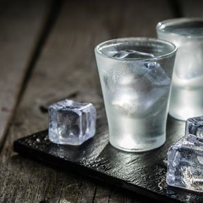 6 λόγοι που καθιστούν τη βότκα ωφέλιμη για την υγεία σου