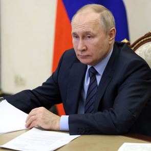 Σιγά - σιγά ο Putin πληγώνεται από το ευρωπαϊκό εμπάργκο